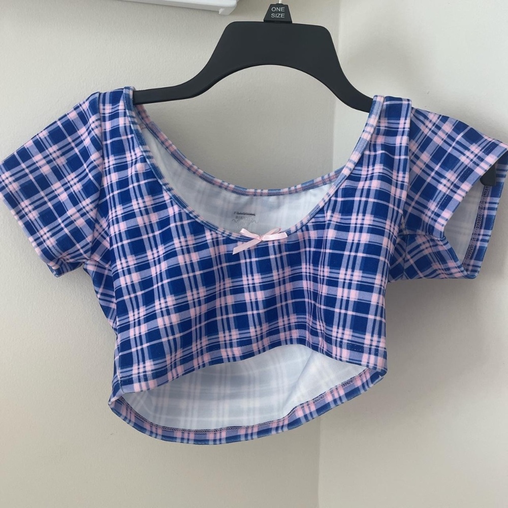 Frankie’s x Gigi Hadid bikini top